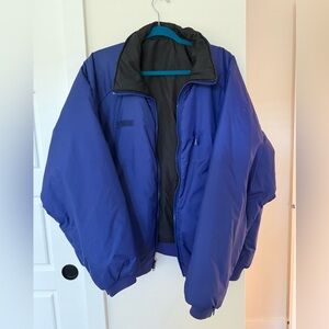 Vintage Men's Blue Insulated Zip-Front Columbia Jacket
